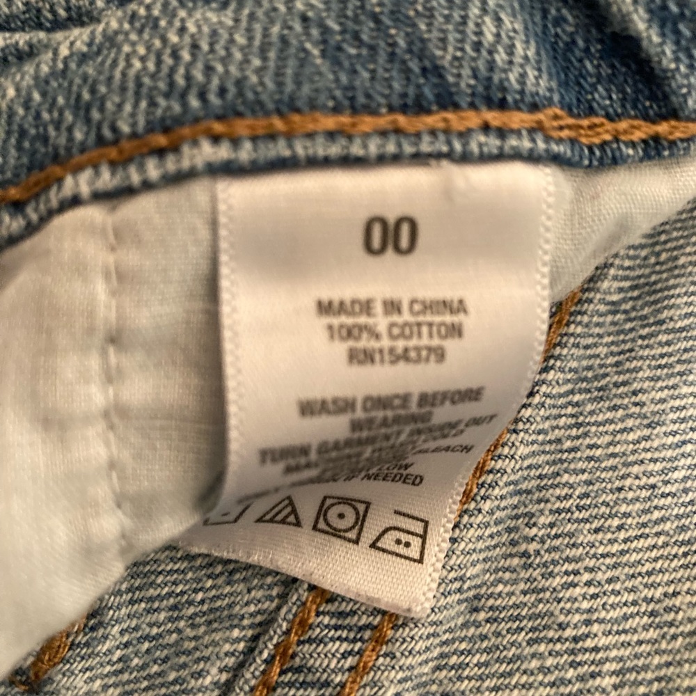 NWOT Aeropostale Women’s Blue Jean Distressed Mini Skirt Size 00 - Picture 4 of 6